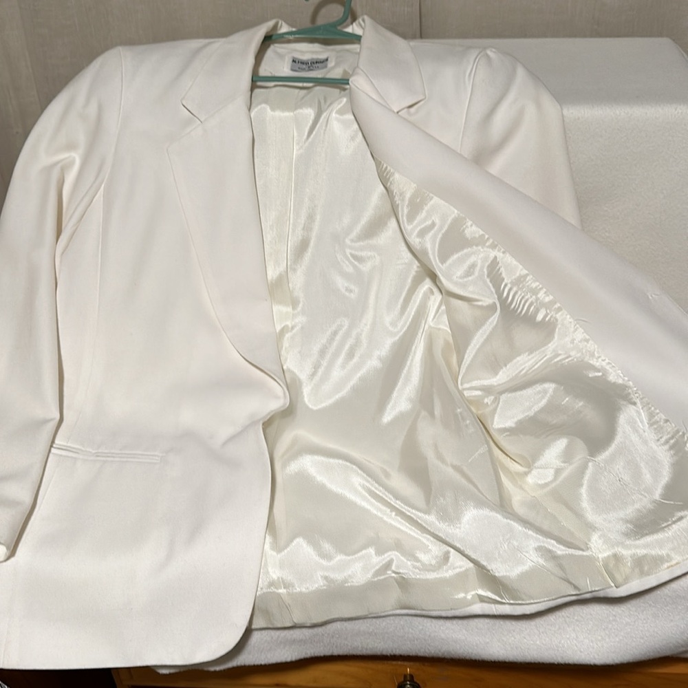 Alfred Dunner Womens Basic Light Weight Blazar - image 4